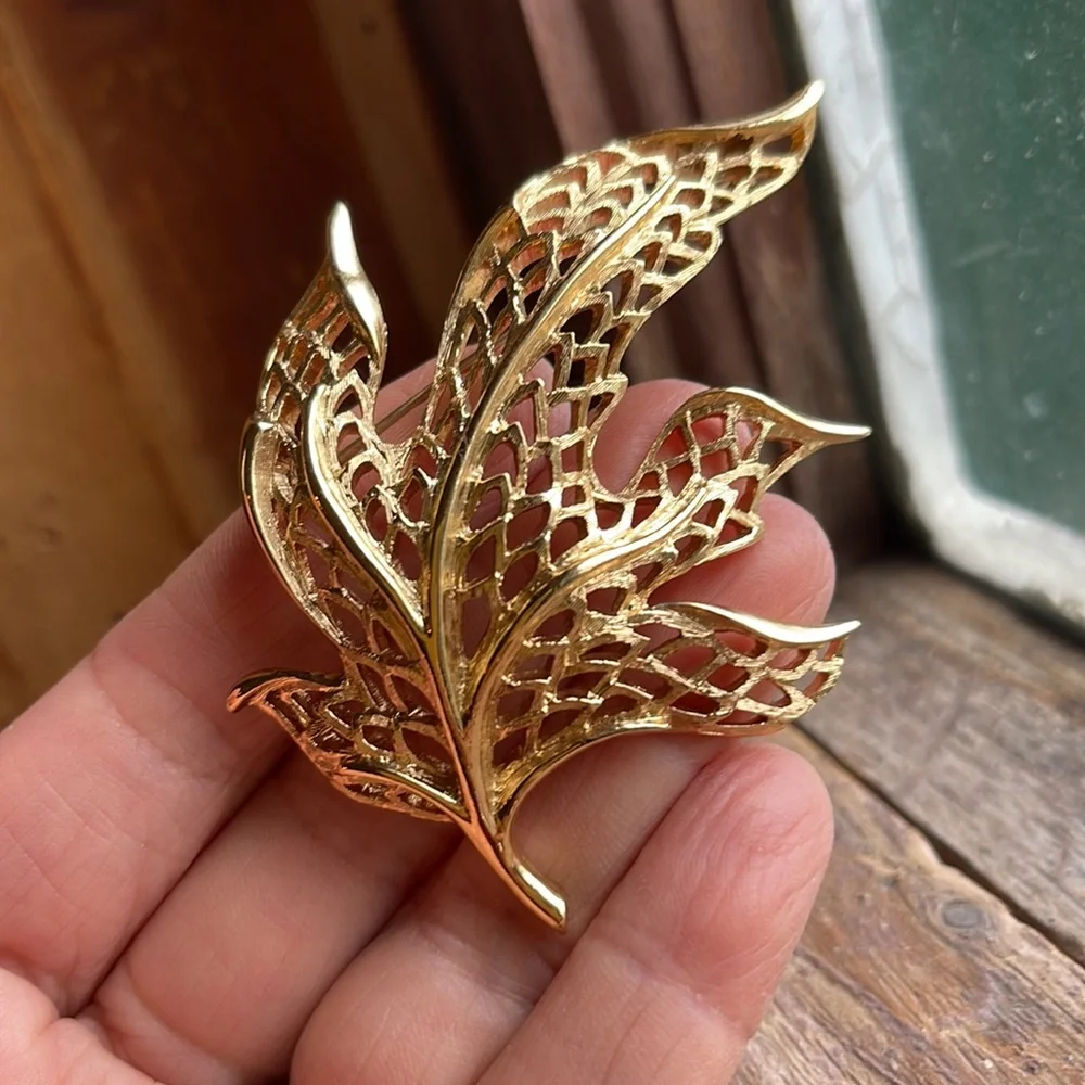 MONET brooch - Picture 2 of 4